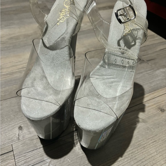 Pleaser Flam808 reflective 8” heels - Picture 3 of 4